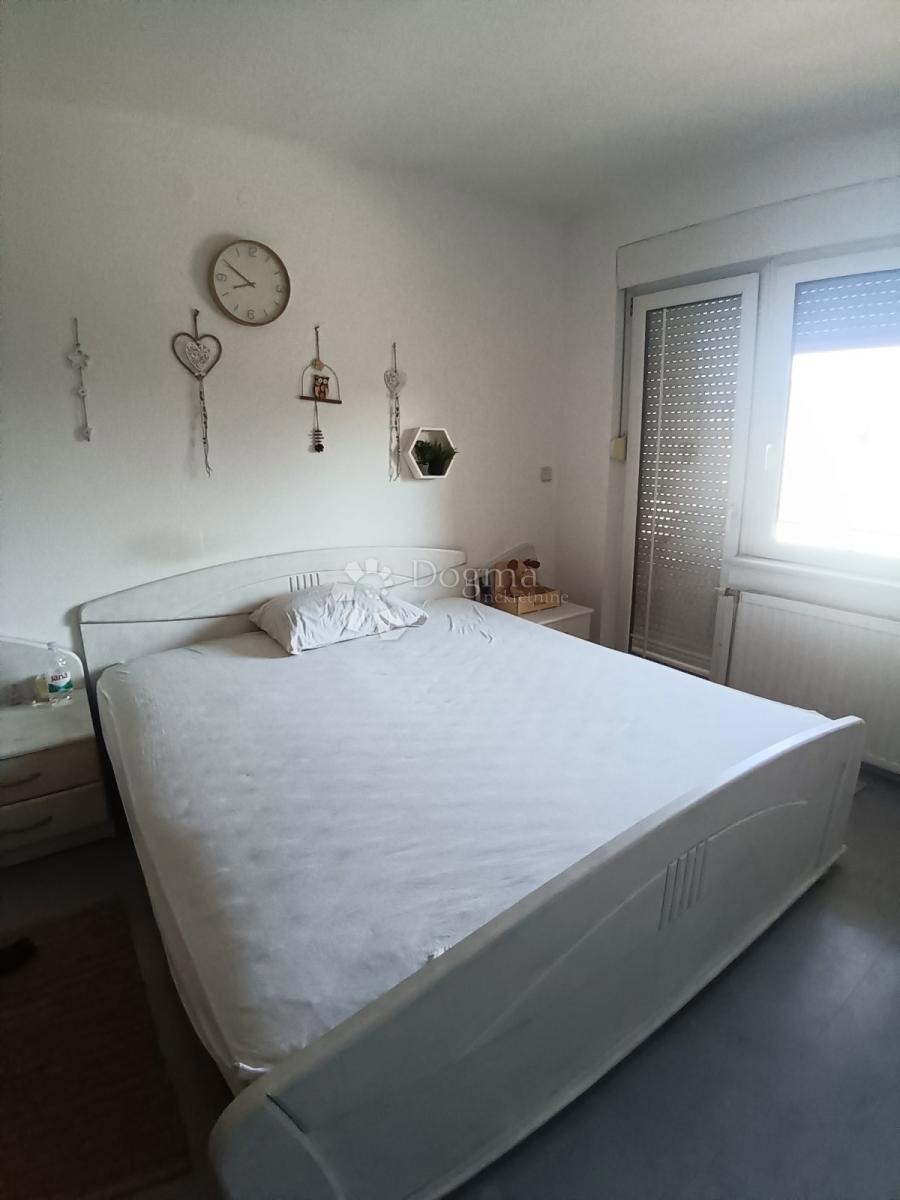 Casa Tenja, Osijek - Okolica, 150m2