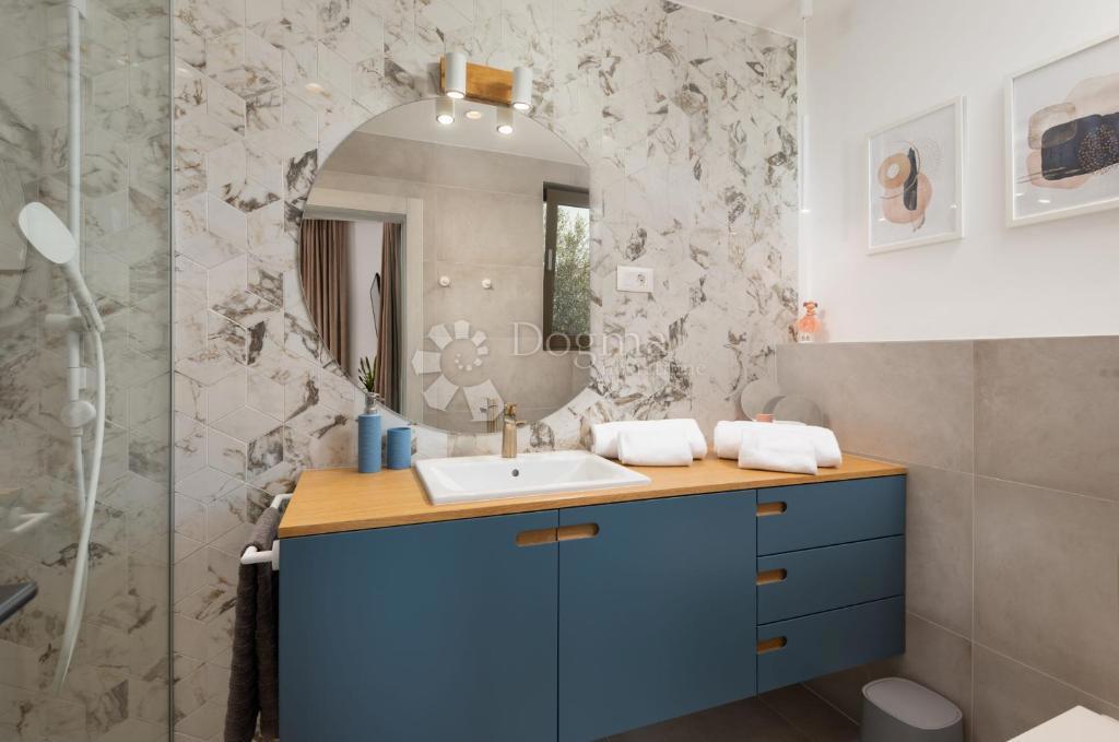 Casa Smoković, Zemunik Donji, 350m2