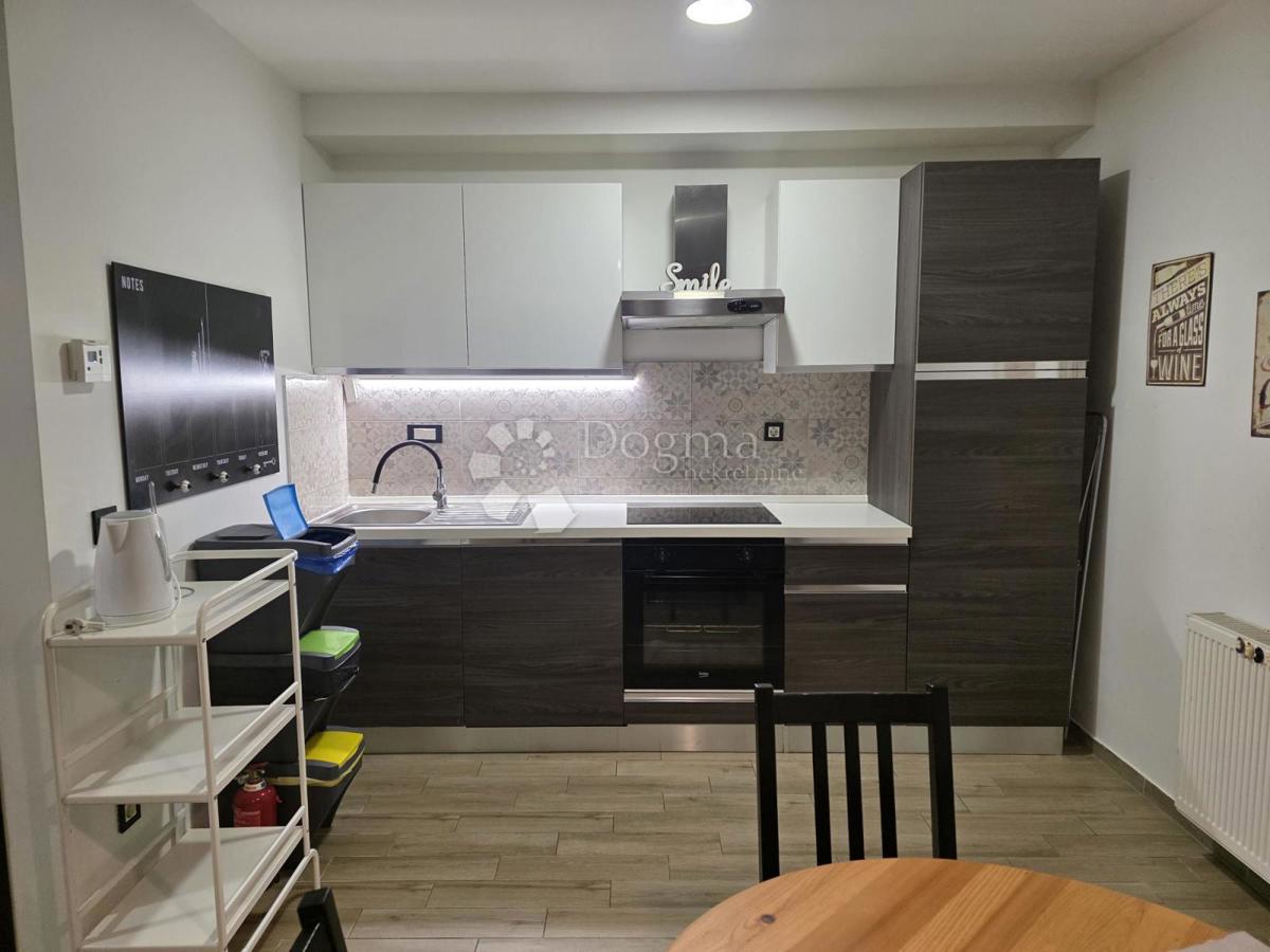 Allogio Ravnice, Maksimir, 45m2