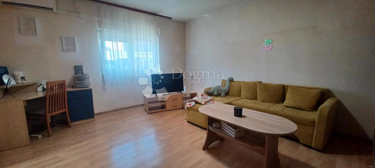 Allogio Gornji grad / Centar, Osijek, 60,66m2