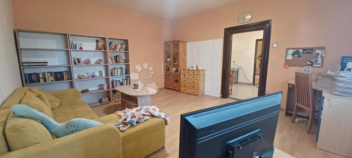 Allogio Gornji grad / Centar, Osijek, 60,66m2