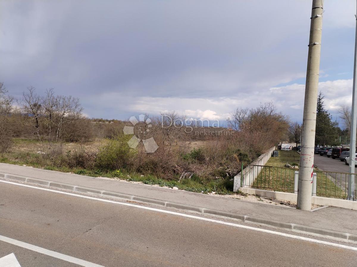 Terreno edificabile Unešić, 3.051m2