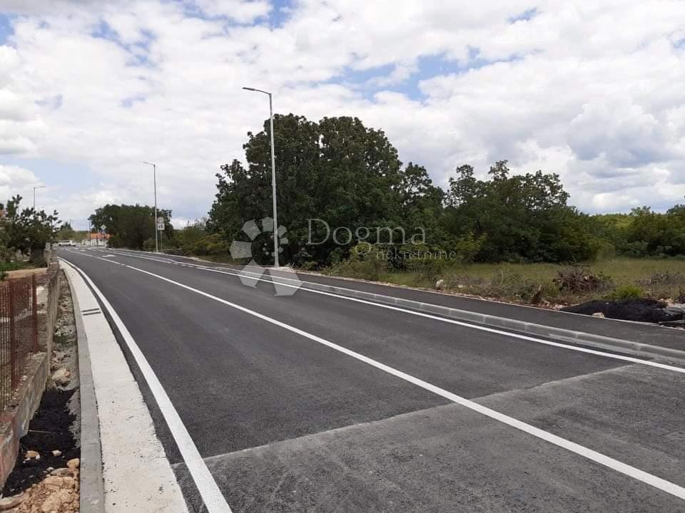 Terreno edificabile Unešić, 3.051m2