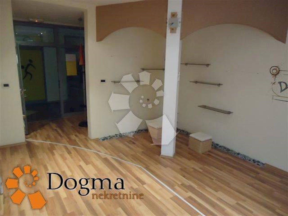 Locale commerciale Srdoči, Rijeka, 35m2