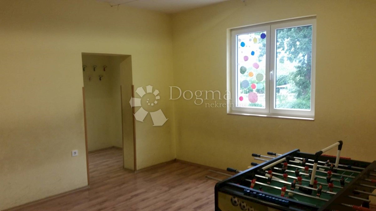 Locale commerciale Viškovo, 89,50m2