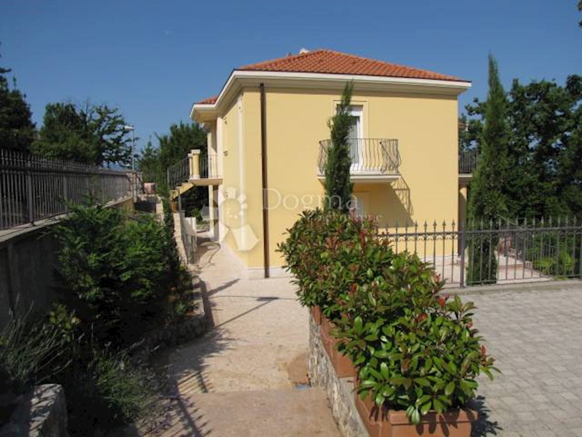 Casa Njivice, Omišalj, 300m2