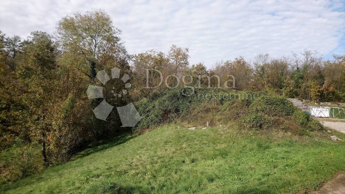 Terreno Brešca, Matulji, 1.365m2