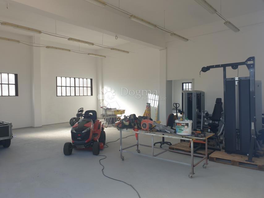 Casa Lovrin, Pazin - Okolica, 180m2