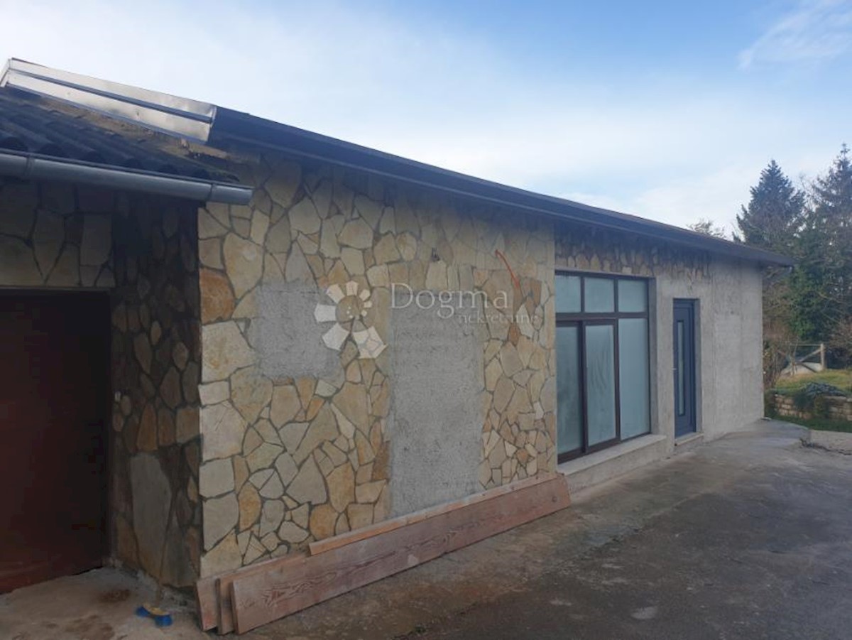 Casa Lovrin, Pazin - Okolica, 180m2