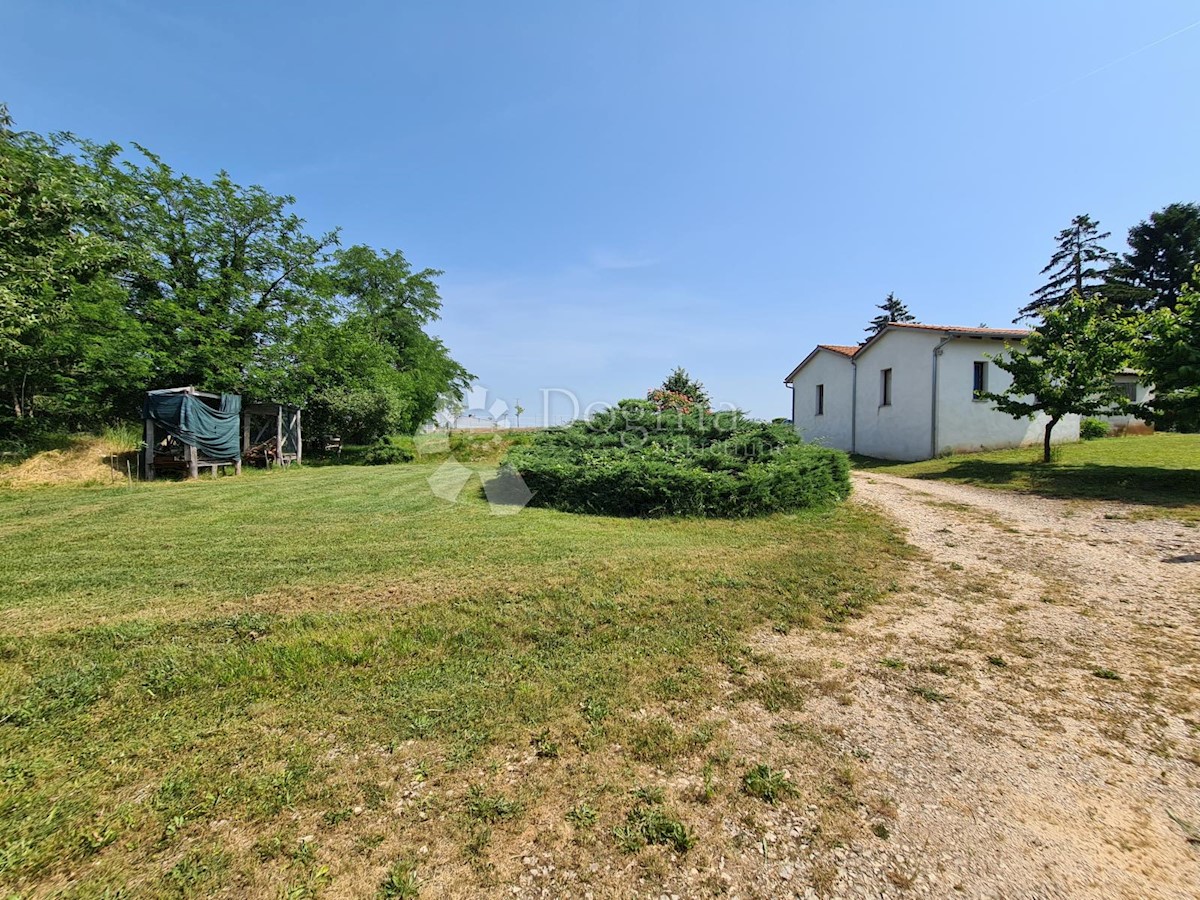 Casa Lovrin, Pazin - Okolica, 180m2