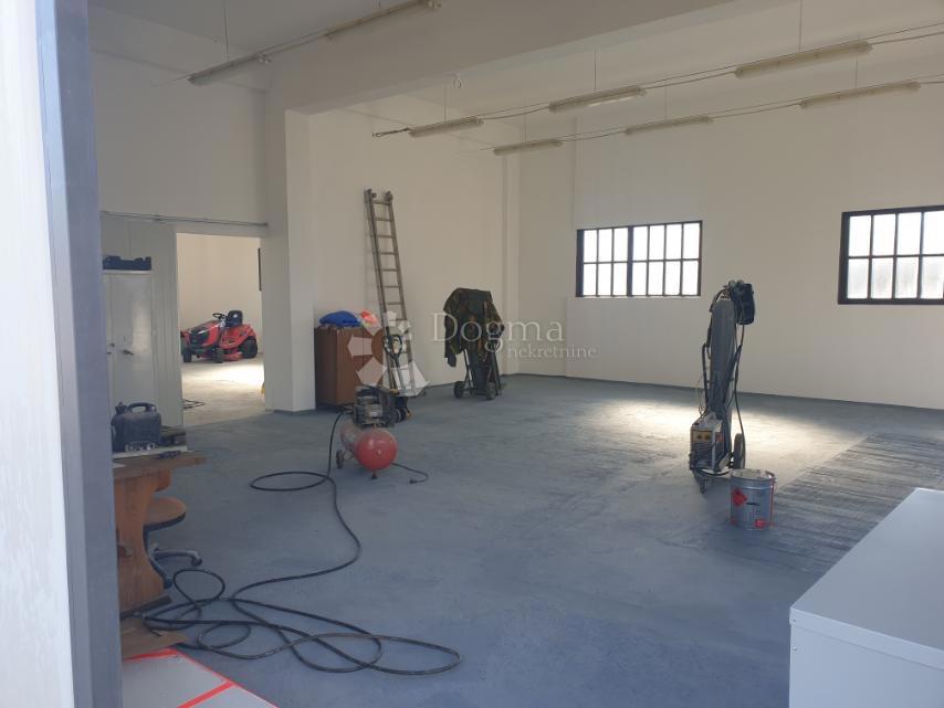 Casa Lovrin, Pazin - Okolica, 180m2