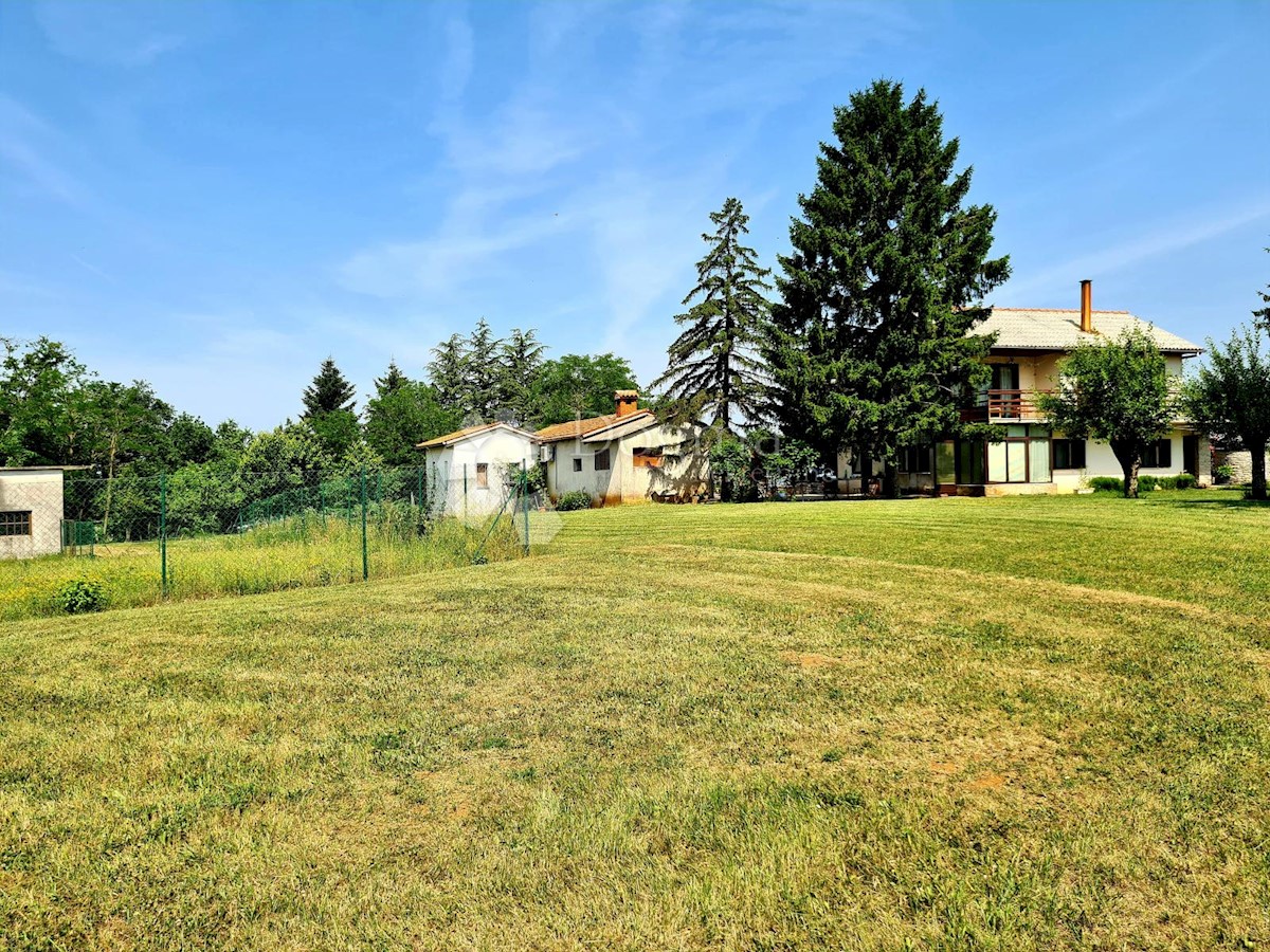 Casa Lovrin, Pazin - Okolica, 180m2