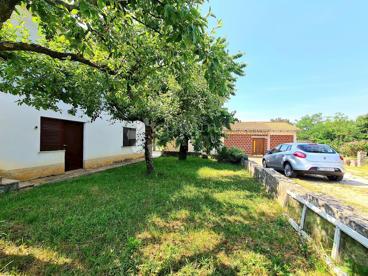 Casa Lovrin, Pazin - Okolica, 180m2