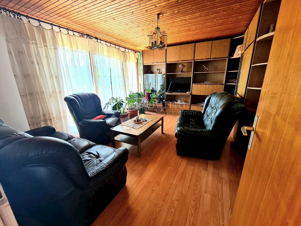 Casa Lovrin, Pazin - Okolica, 180m2