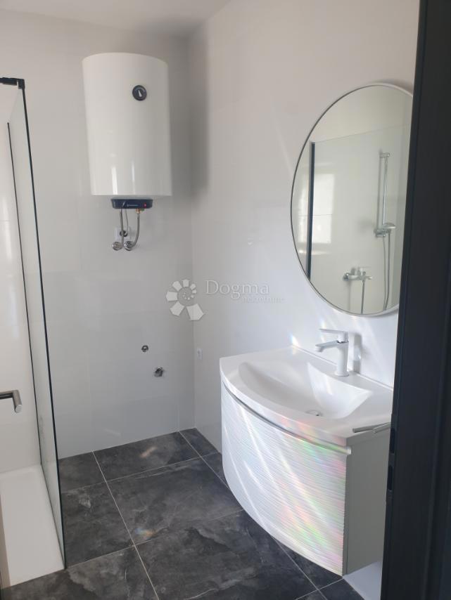 Casa Lovrin, Pazin - Okolica, 180m2