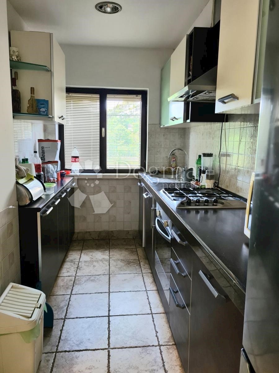 Casa Lovrin, Pazin - Okolica, 180m2