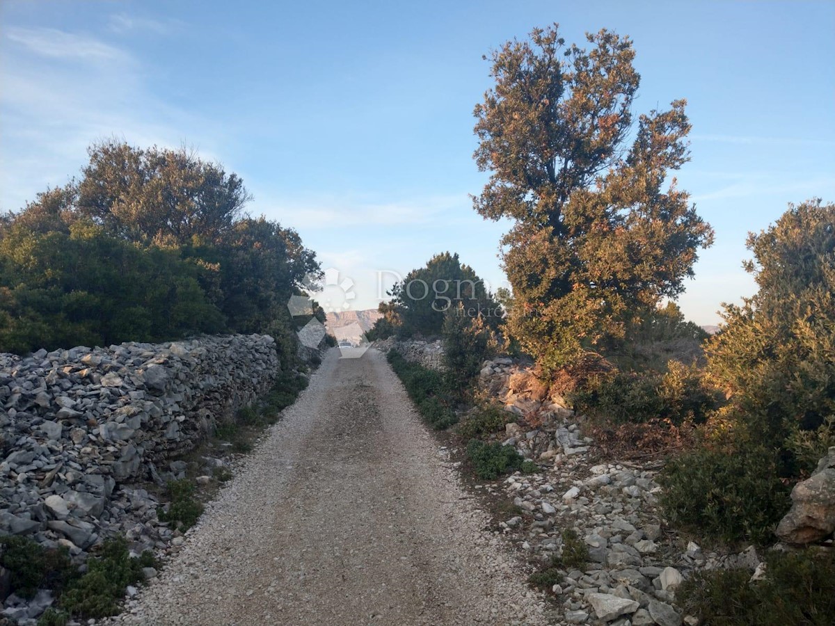 Terreno Pučišća, 6.300m2