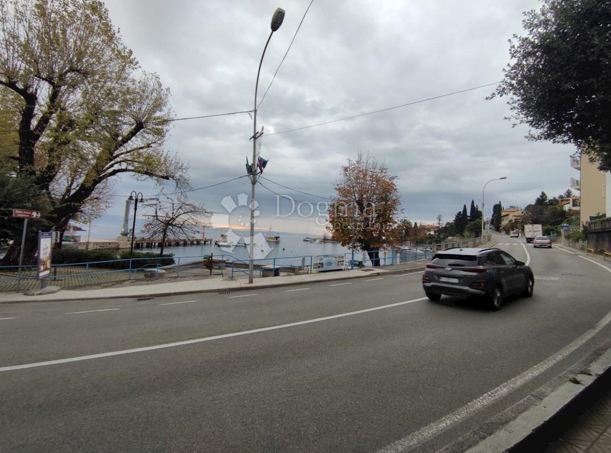 Locale commerciale Ika, Opatija - Okolica, 25,61m2