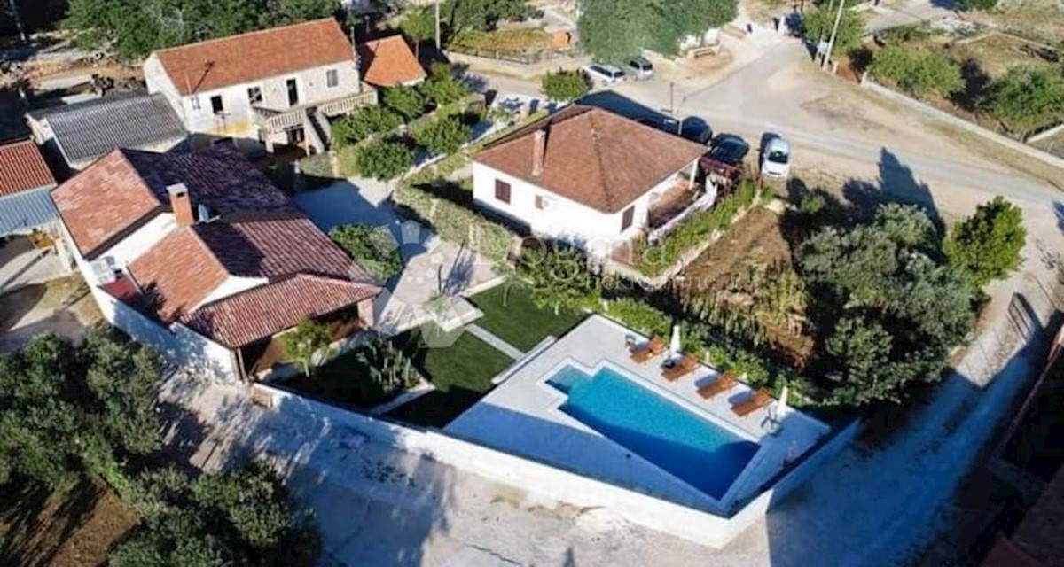 Casa Debeljak, Sukošan, 150m2