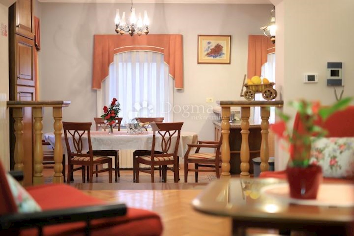 Casa Viškovo, 400m2