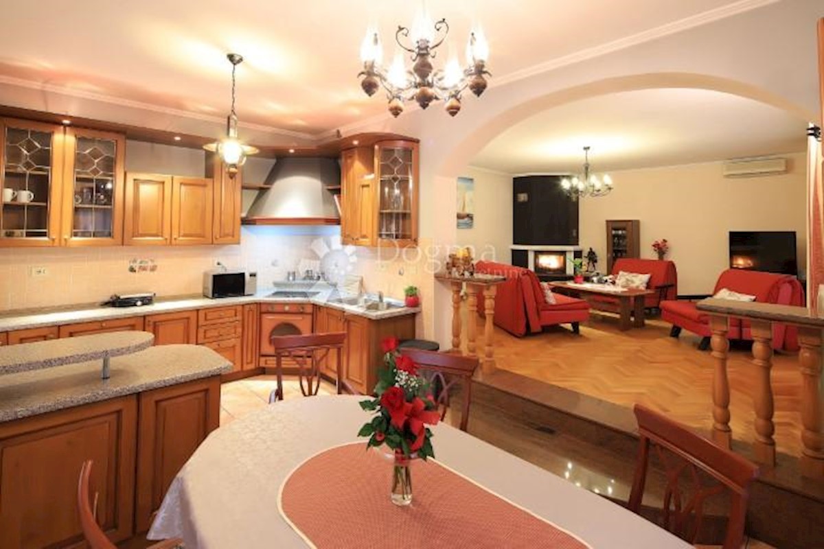 Casa Viškovo, 400m2