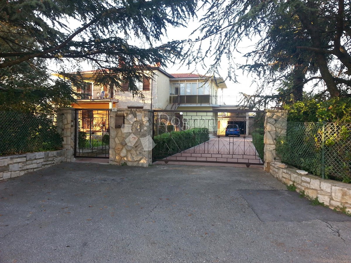 Casa Brtonigla, 330m2