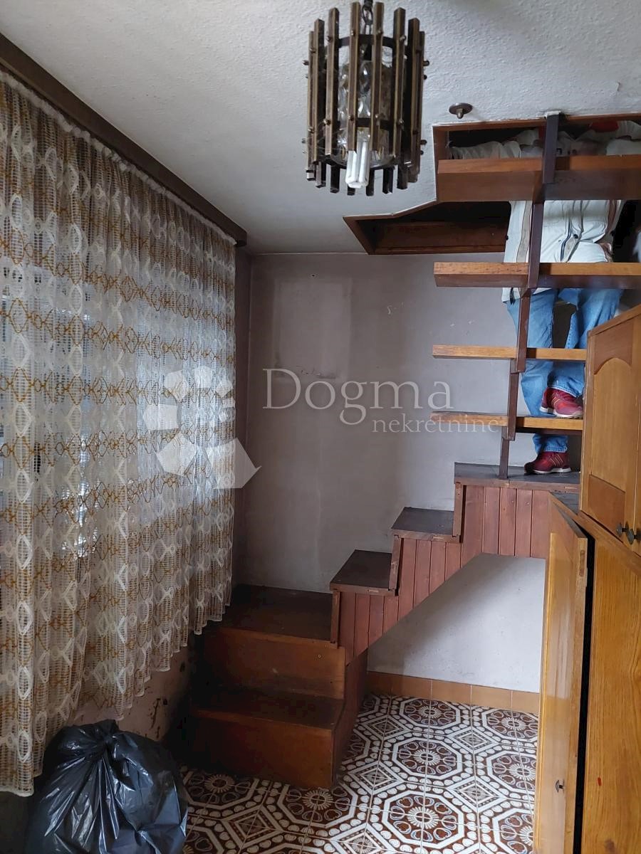 Casa Perjavica, Podsused - Vrapče, 99m2