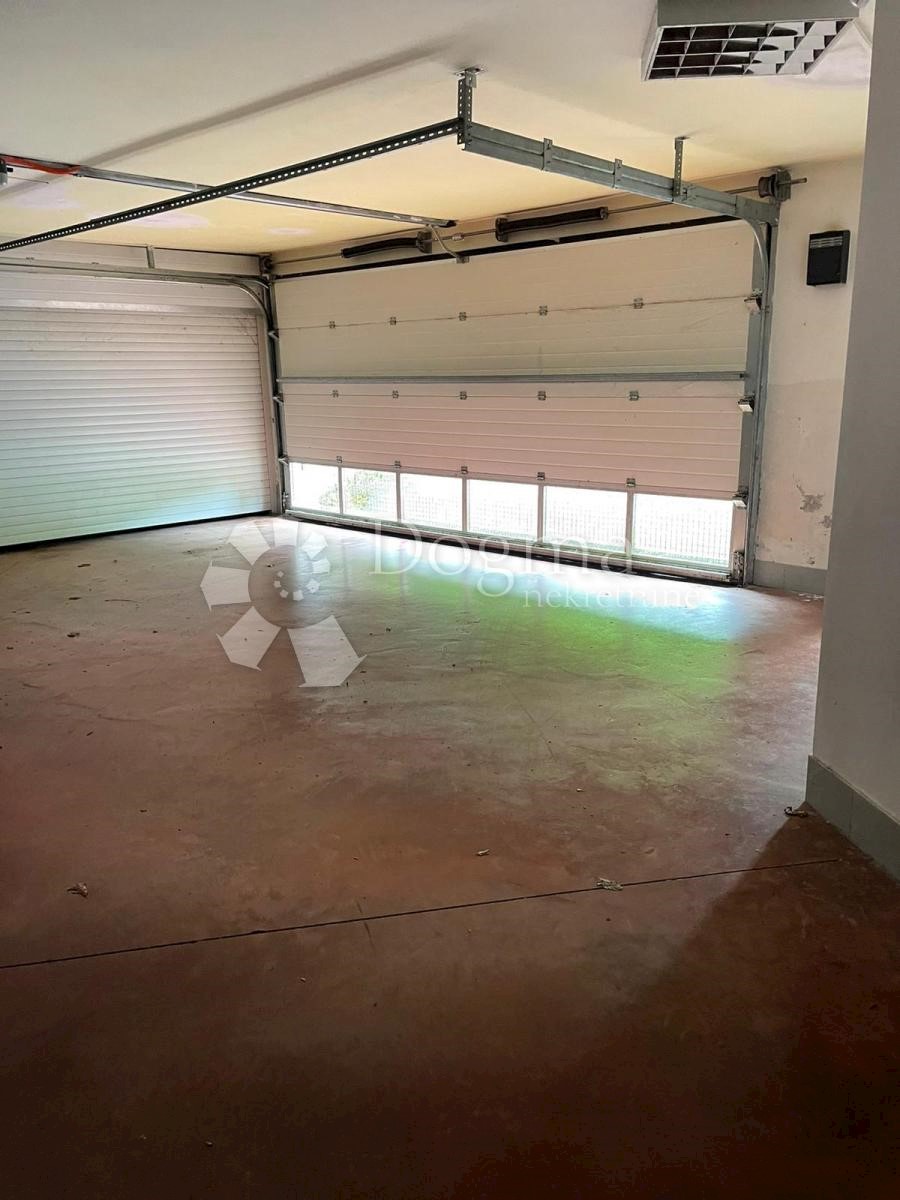 Allogio Opatija - Centar, Opatija, 112m2