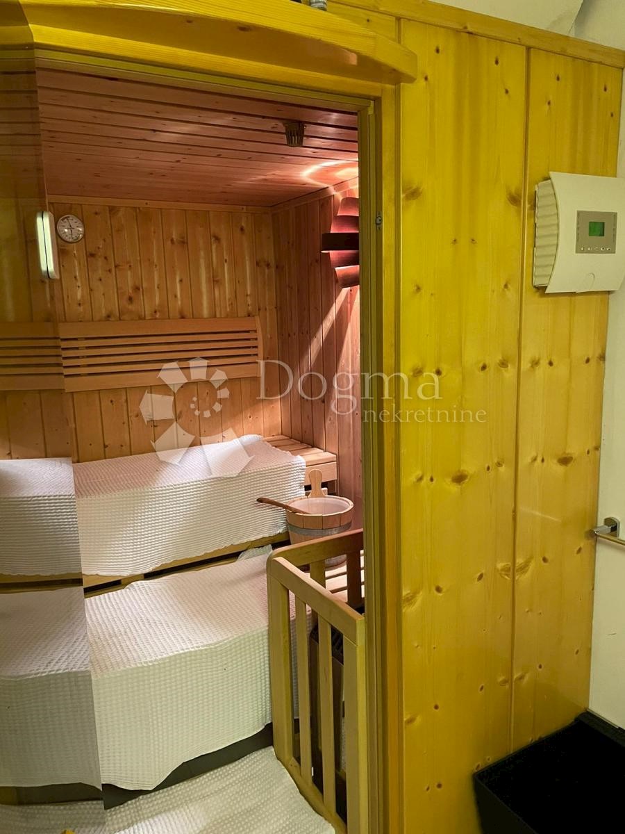 Allogio Opatija - Centar, Opatija, 112m2