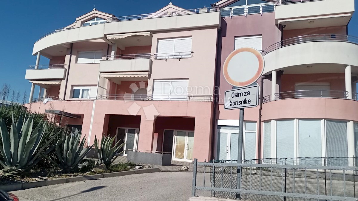 Locale commerciale Vodice, 98,46m2