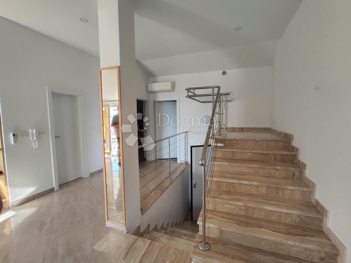 Appartamento Njivice, Omišalj, 80m2