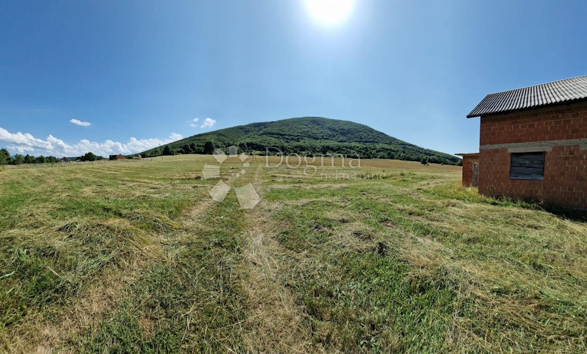 Terreno Korenica, Plitvička Jezera, 18.494m2