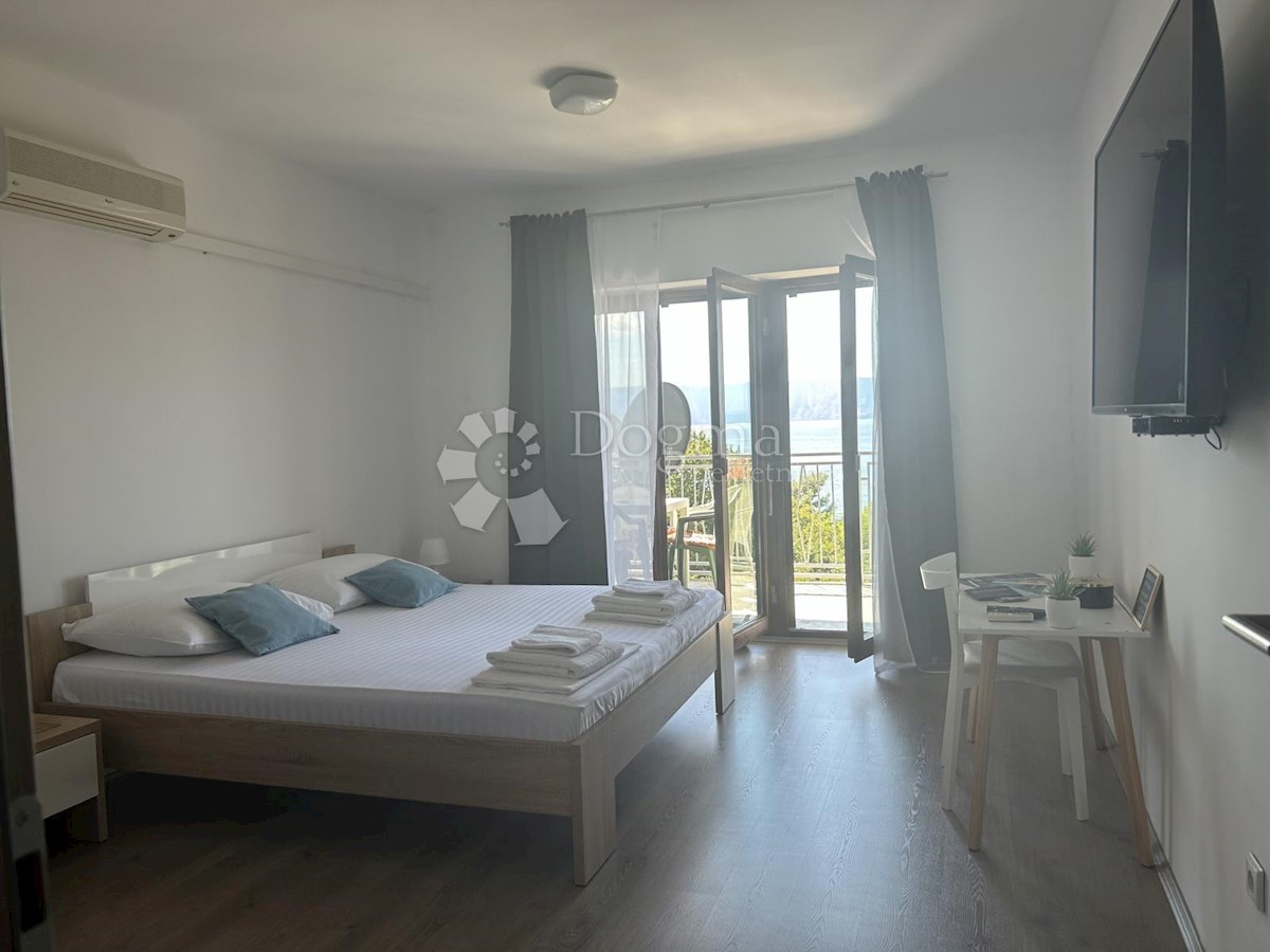 Casa Smokvica Krmpotska, Novi Vinodolski, 263m2