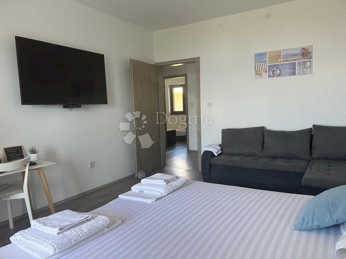 Casa Smokvica Krmpotska, Novi Vinodolski, 263m2