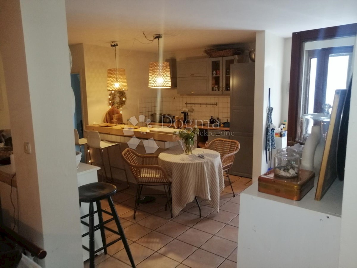 Appartamento Njivice, Omišalj, 135m2