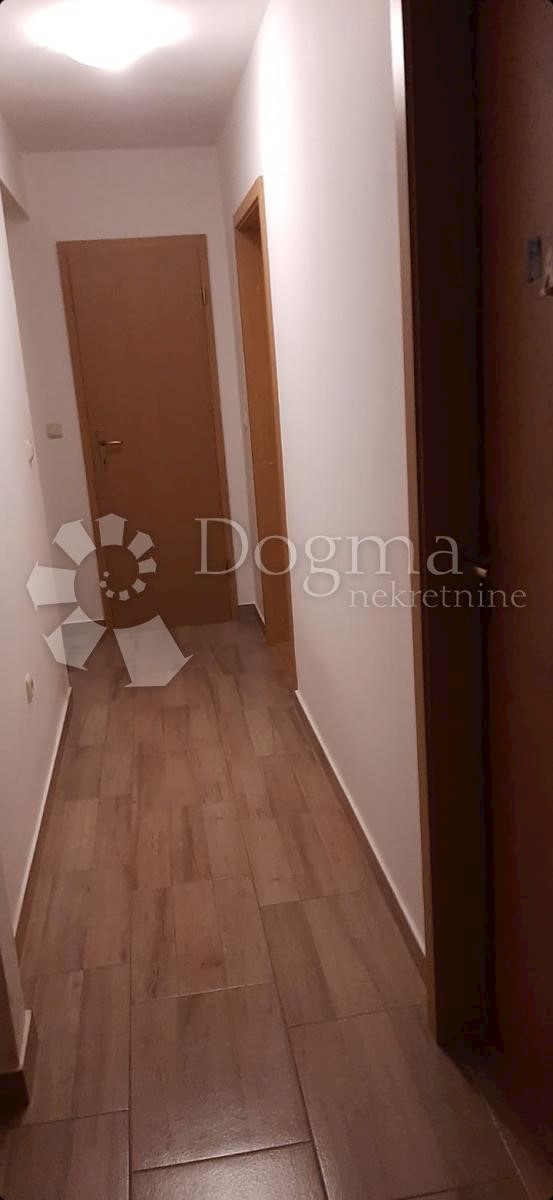 Casa Gornji grad / Centar, Osijek, 174,87m2