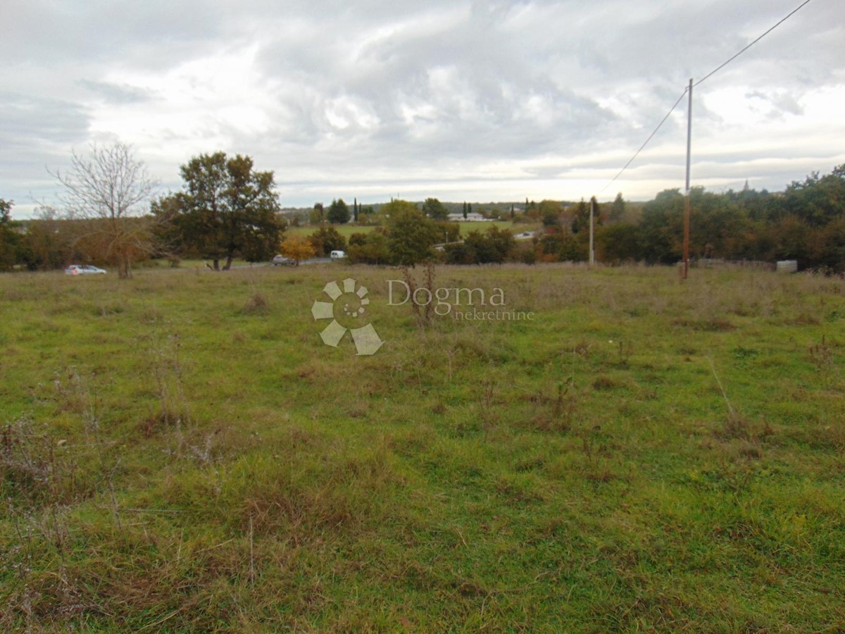 Terreno Žminj, 15.136m2