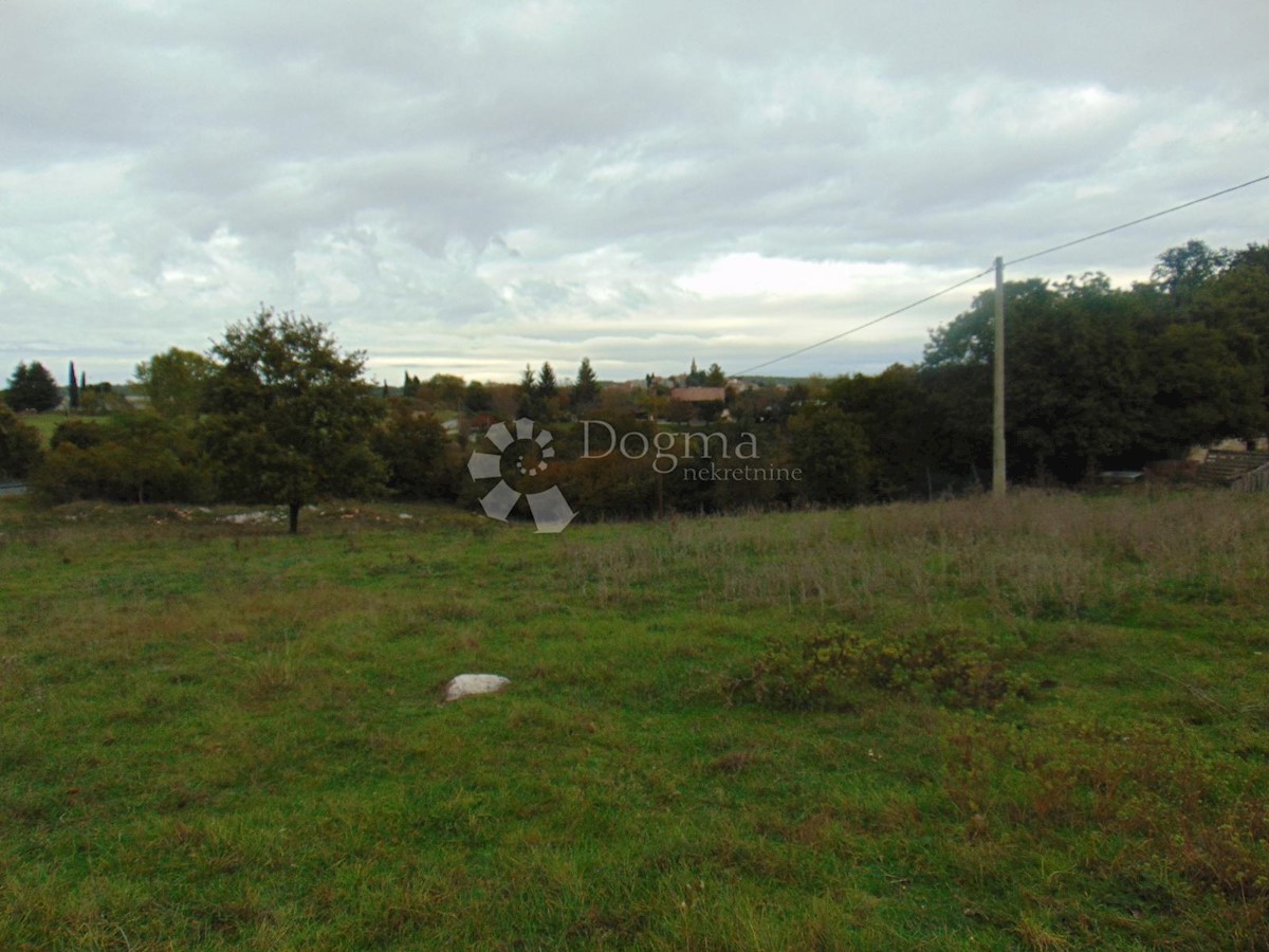 Terreno Žminj, 15.136m2