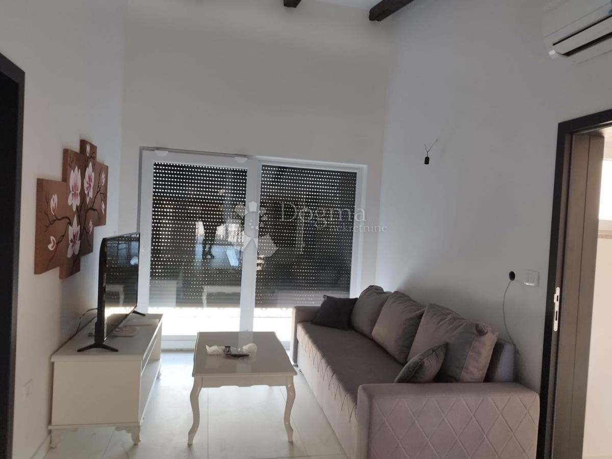 Casa Rovinjsko Selo, Rovinj, 450m2