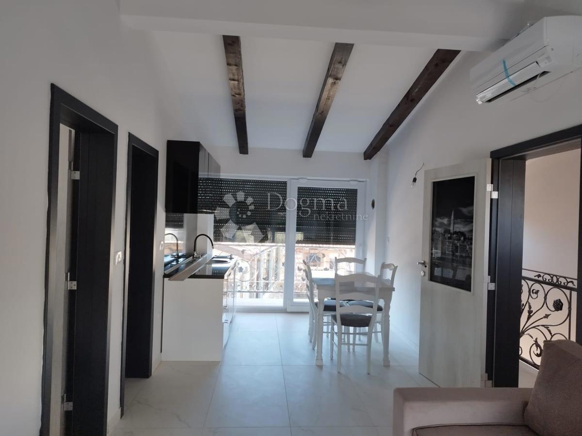 Casa Rovinjsko Selo, Rovinj, 450m2