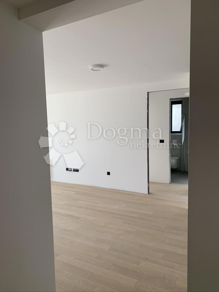 Allogio Opatija - Centar, Opatija, 88,11m2