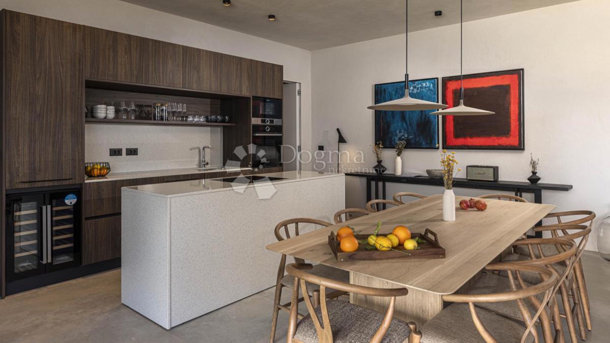 Casa Povljana, 295,62m2