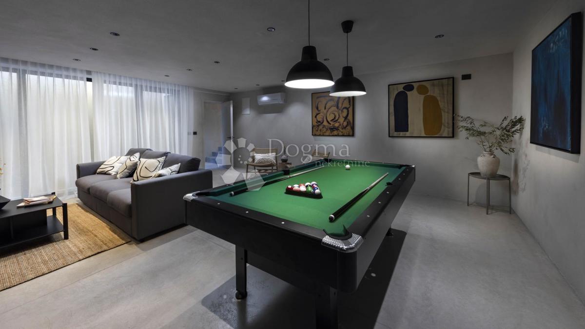 Casa Povljana, 295,62m2