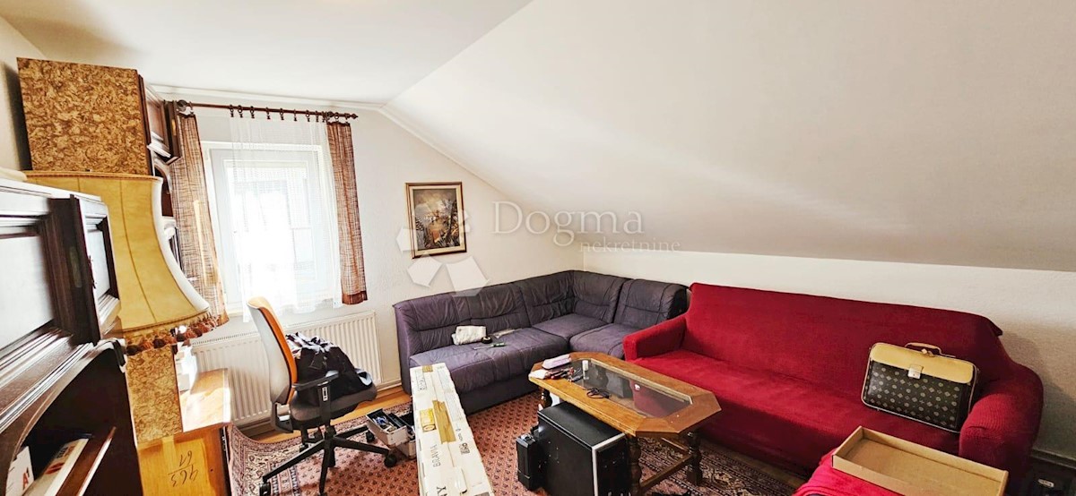 Casa Sesvetski Kraljevec, Sesvete, 215m2