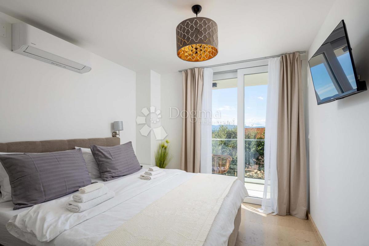 Casa Malinska, Malinska-Dubašnica, 153m2