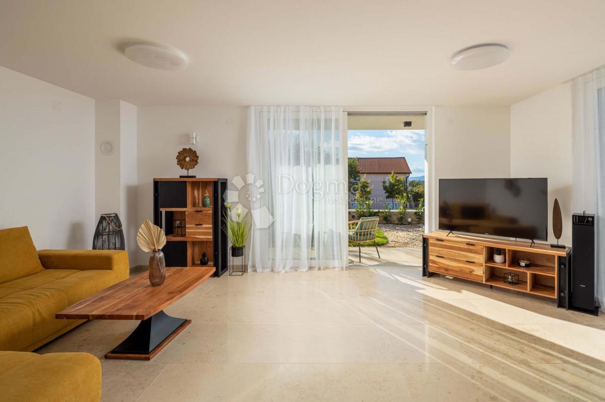 Casa Malinska, Malinska-Dubašnica, 153m2