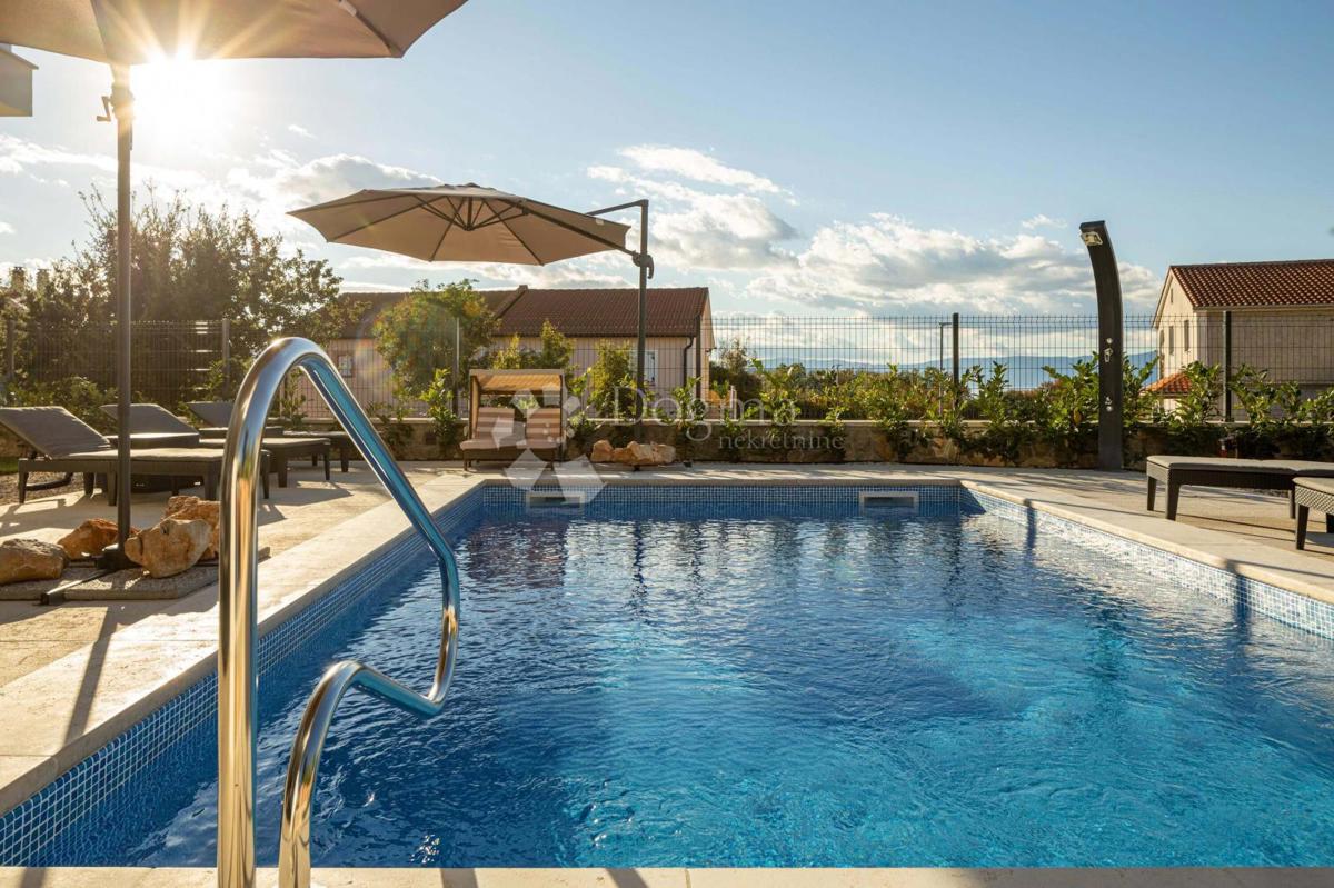 Casa Malinska, Malinska-Dubašnica, 153m2