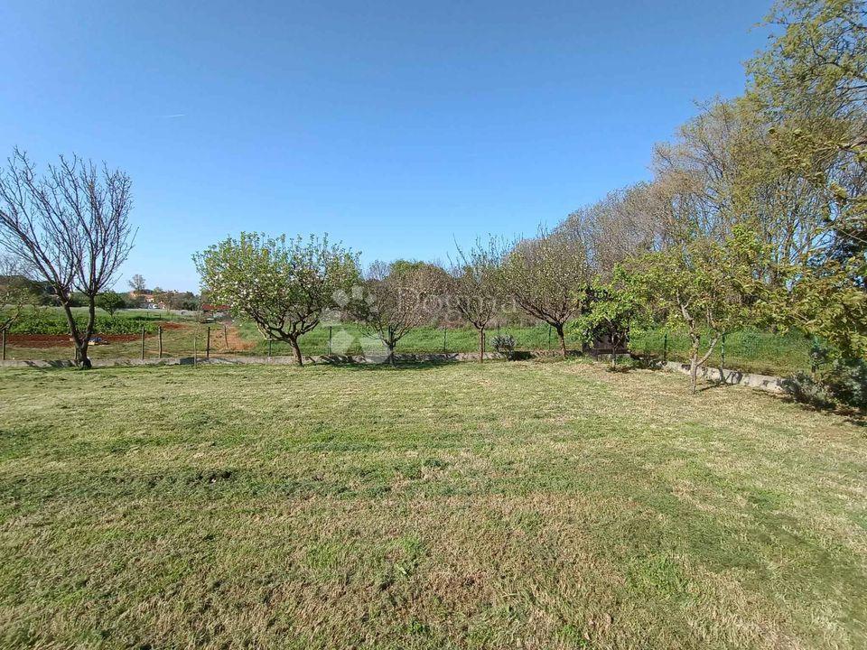 Terreno Valdebek, Pula, 602m2