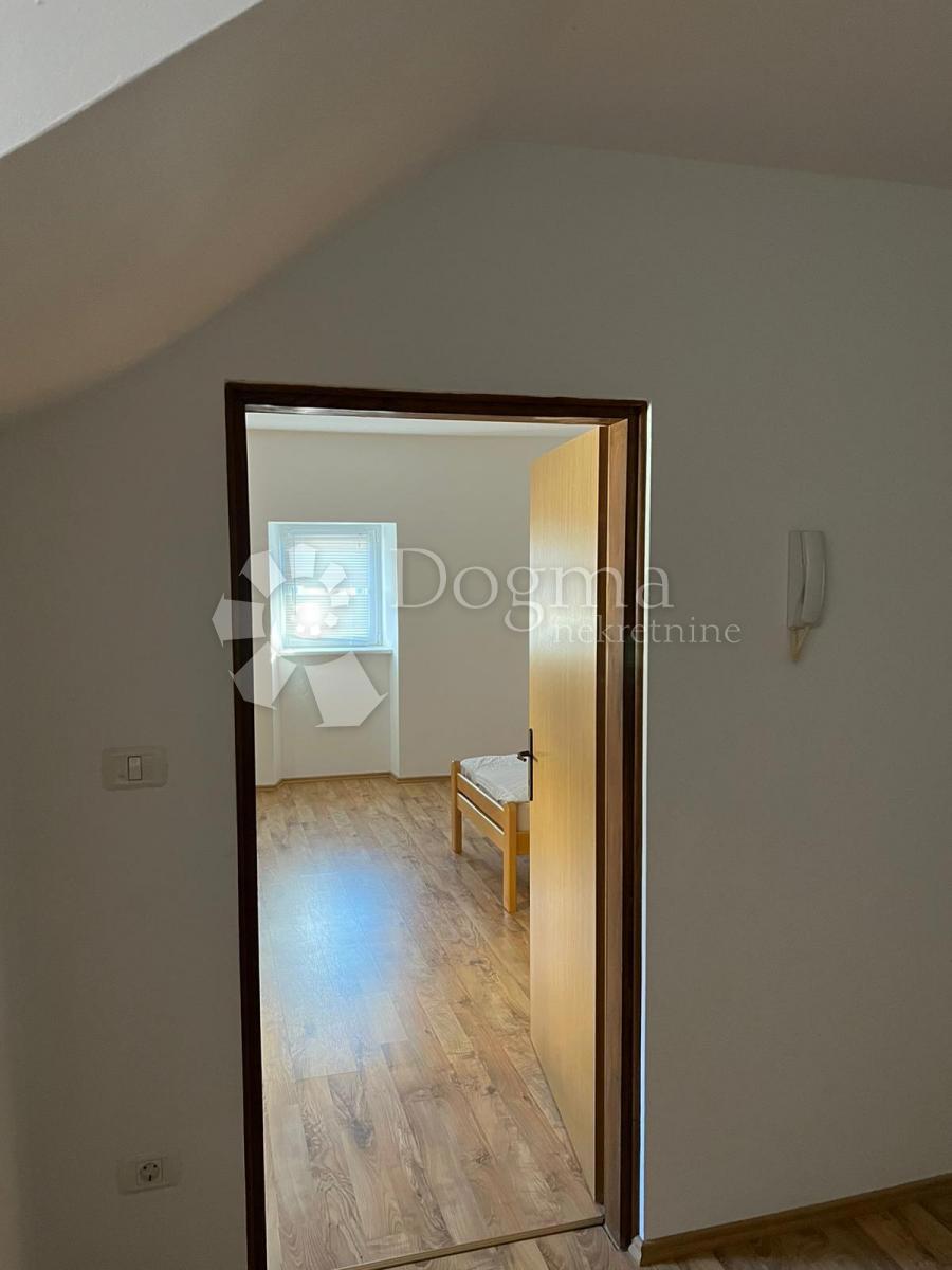 Casa con vista sul mare nel centro di Medolino!