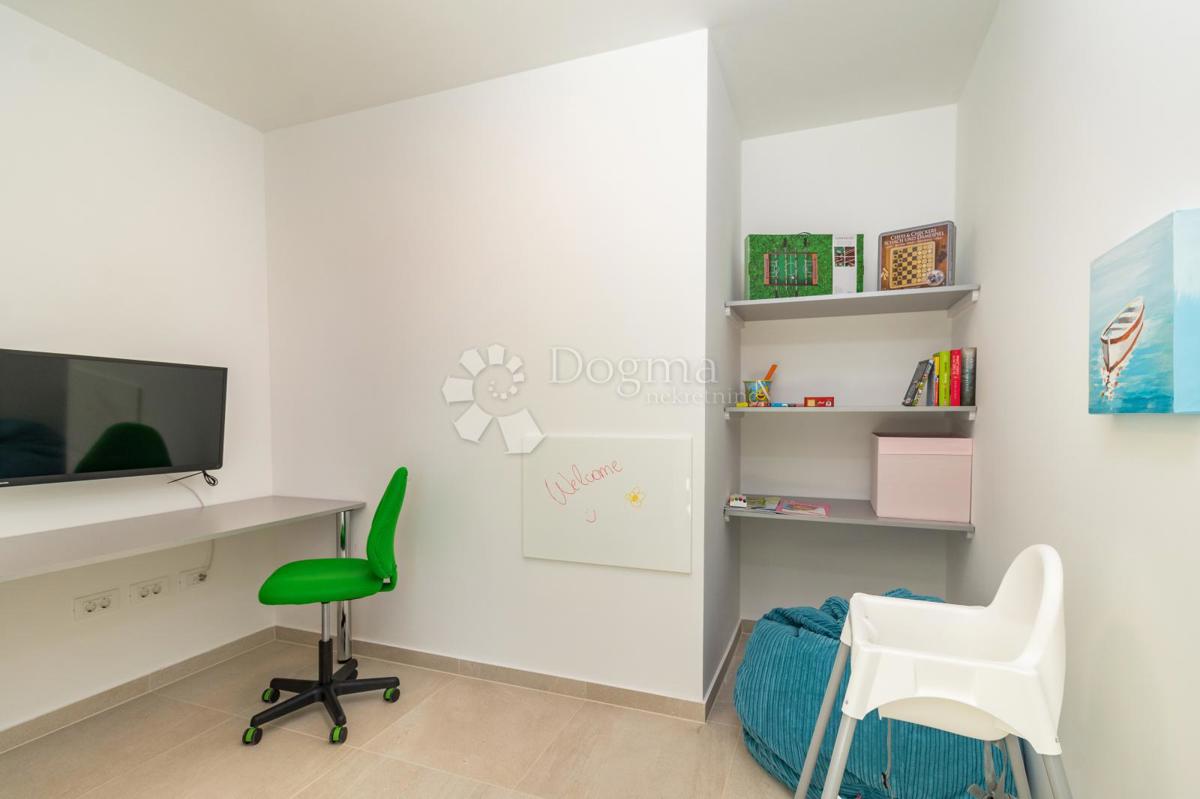 Sensazionali ville duplex a Fasana con cinema estivo privato